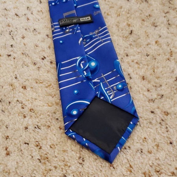 Danggi Blue Music Notes Tie - Picture 2 of 2